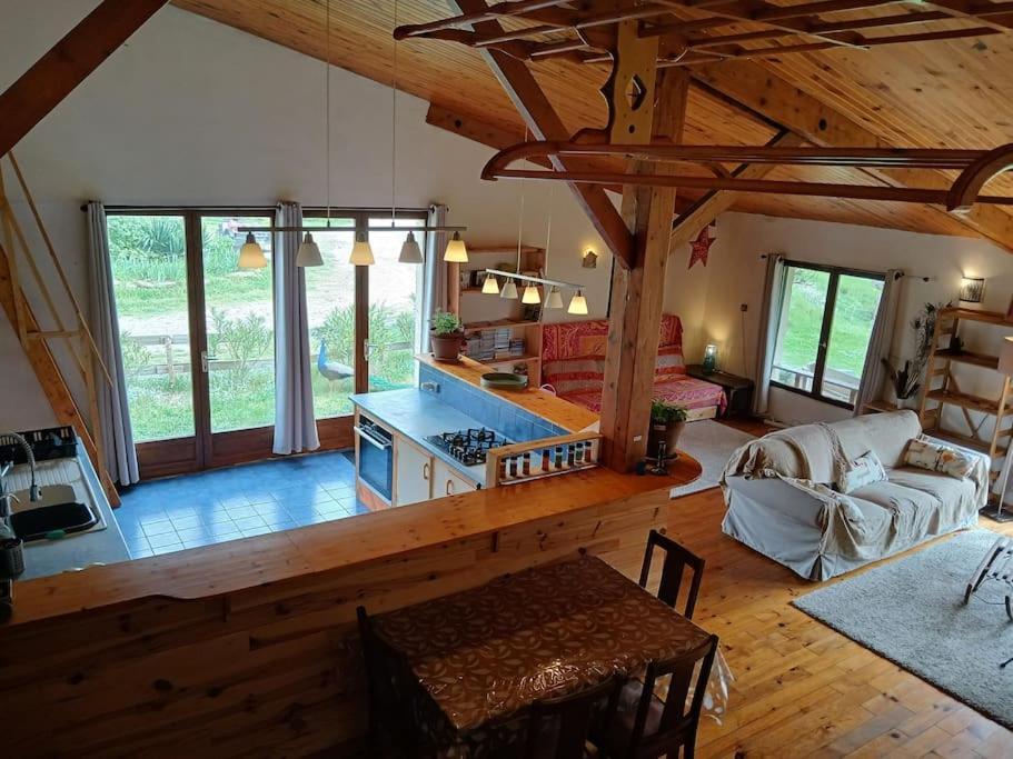 Bright Loft With Mountain And Nature View Sougraigne Exteriér fotografie